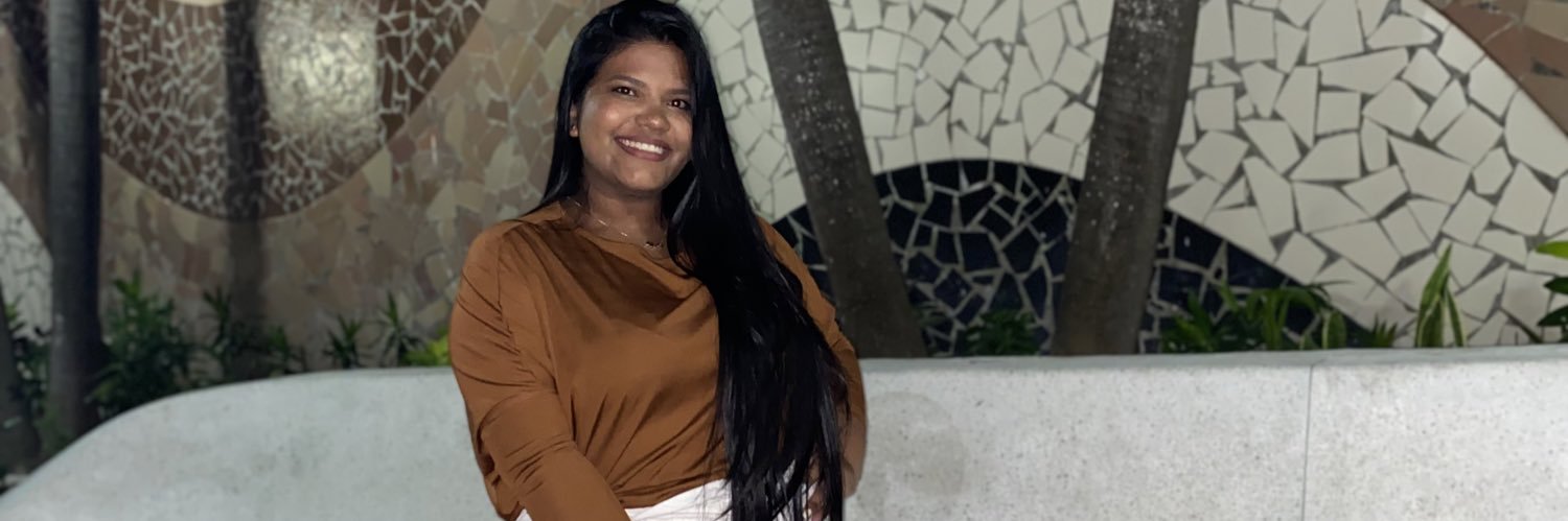 danielaFv22's profile banner image