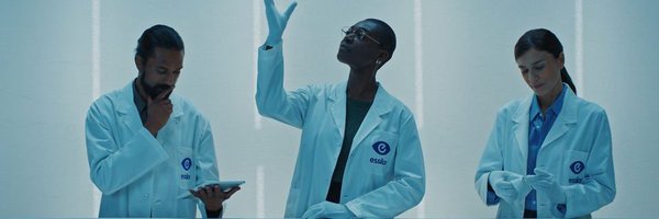 essilor Profile Banner
