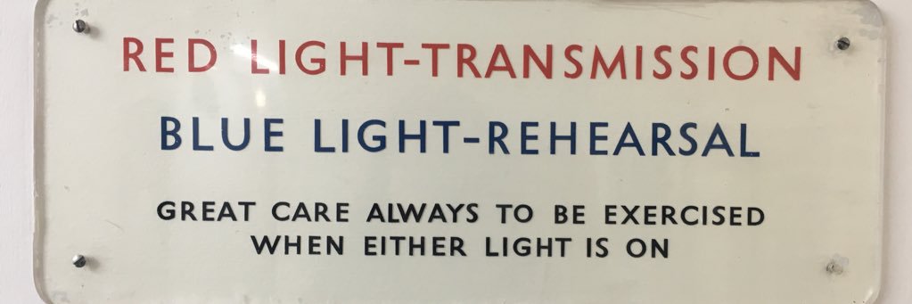 Andrea Day 🎧📻🎵🤓🚐 banner