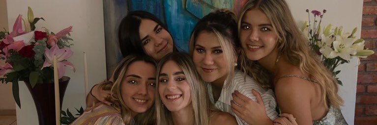 AmayraniPaez's profile banner image