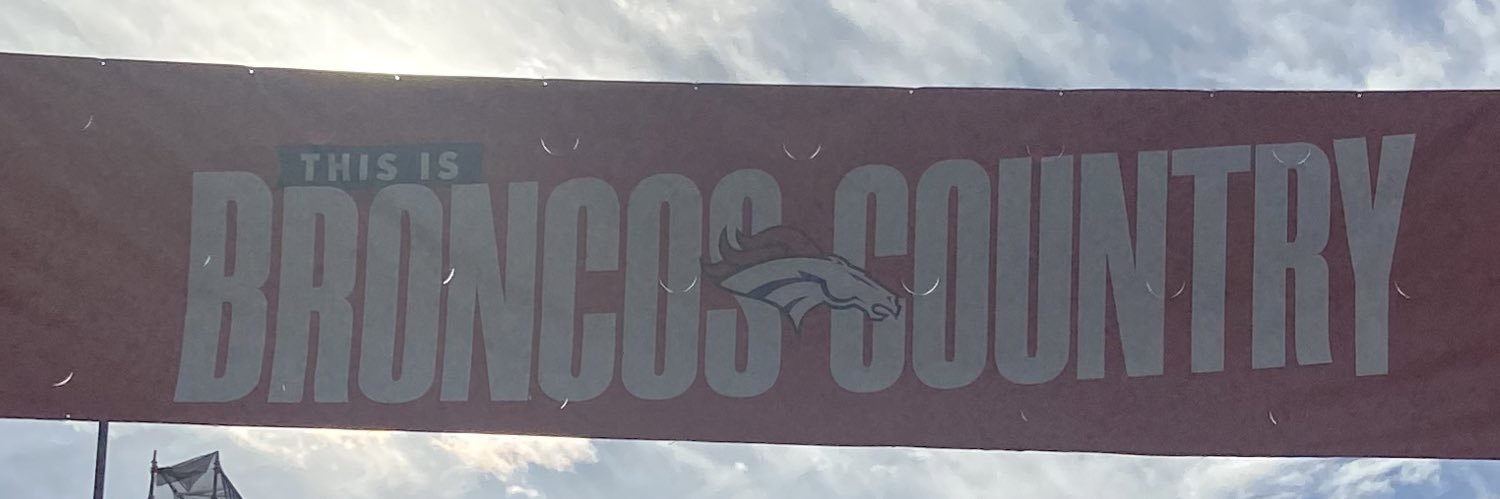 ashhhweeeeee's profile banner image