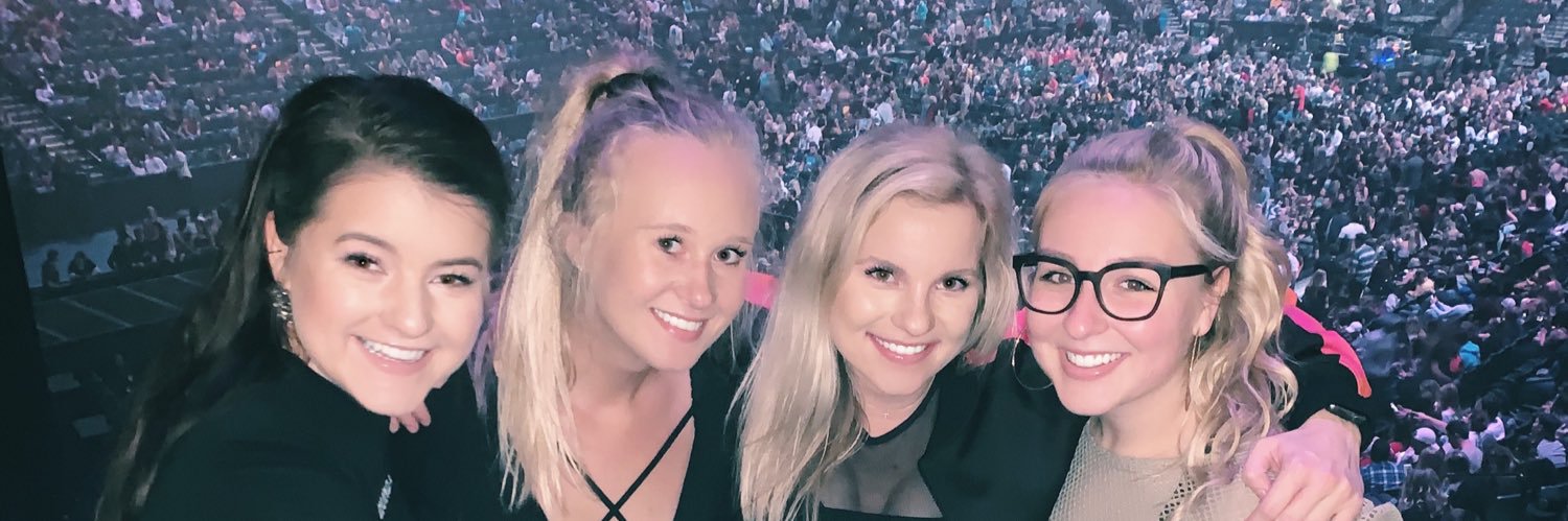 AshleyWinselman's profile banner image