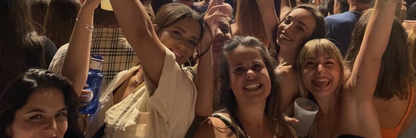 Estefania_vde's profile banner image