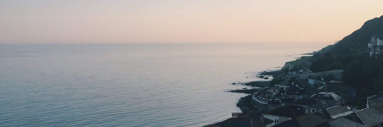 Lucy_Bennett1's profile banner image