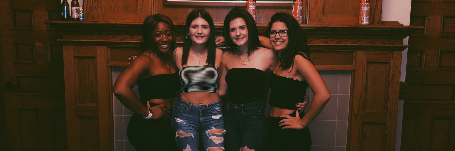 kacieswagg's profile banner image