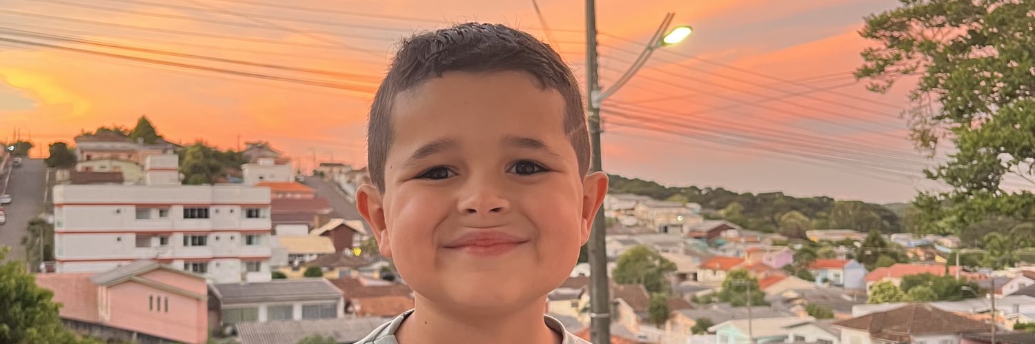 educthh's profile banner image
