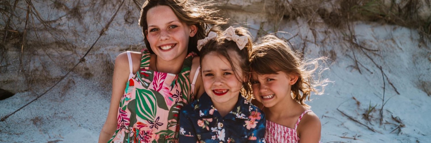 alliefenecia's profile banner image