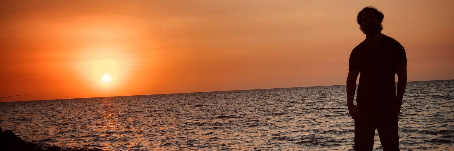 drchile's profile banner image