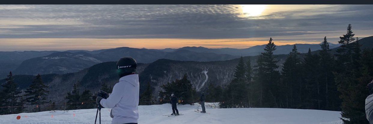 thavs22's profile banner image