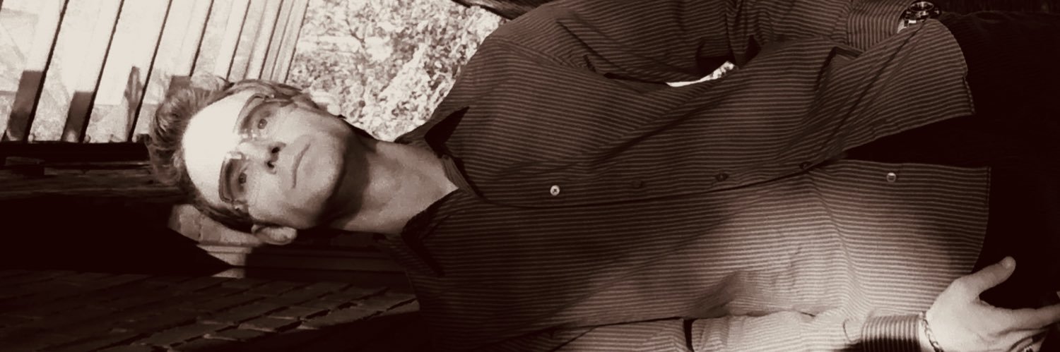 Cash H banner