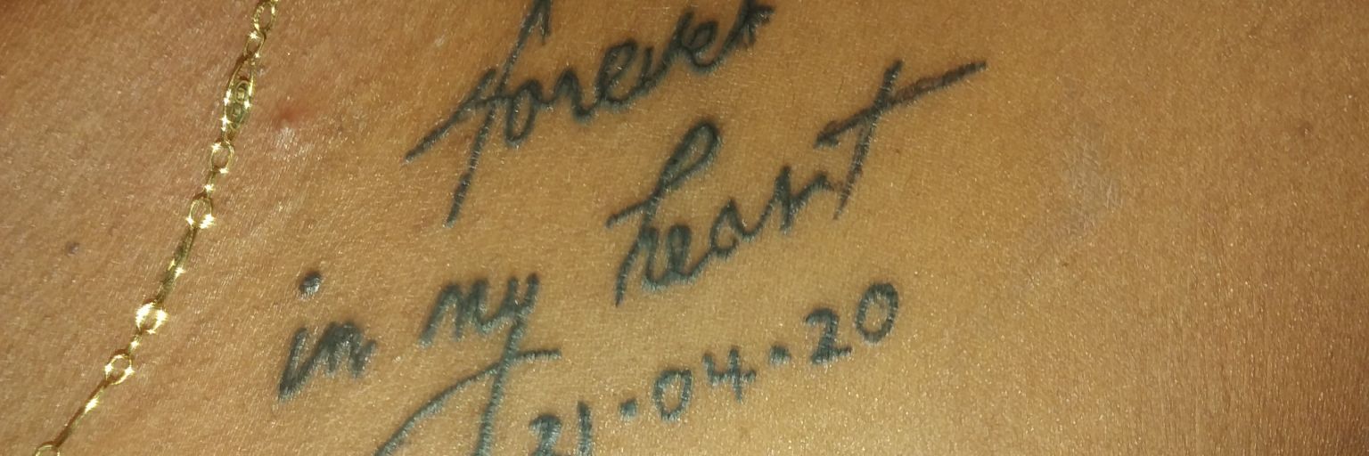 That GIRL💙🦋 banner