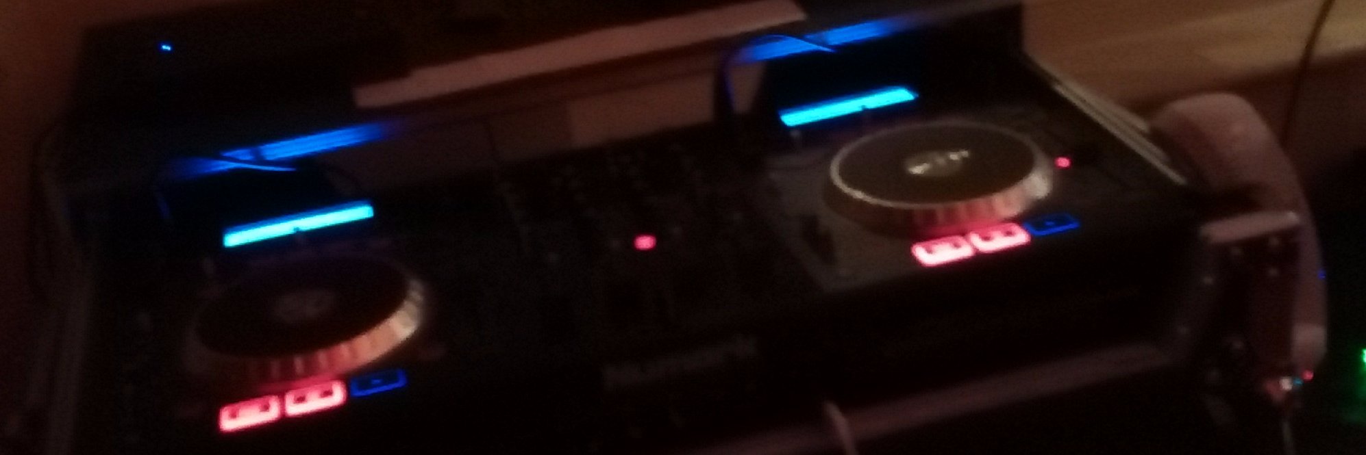 DJ Howie Roscoe banner