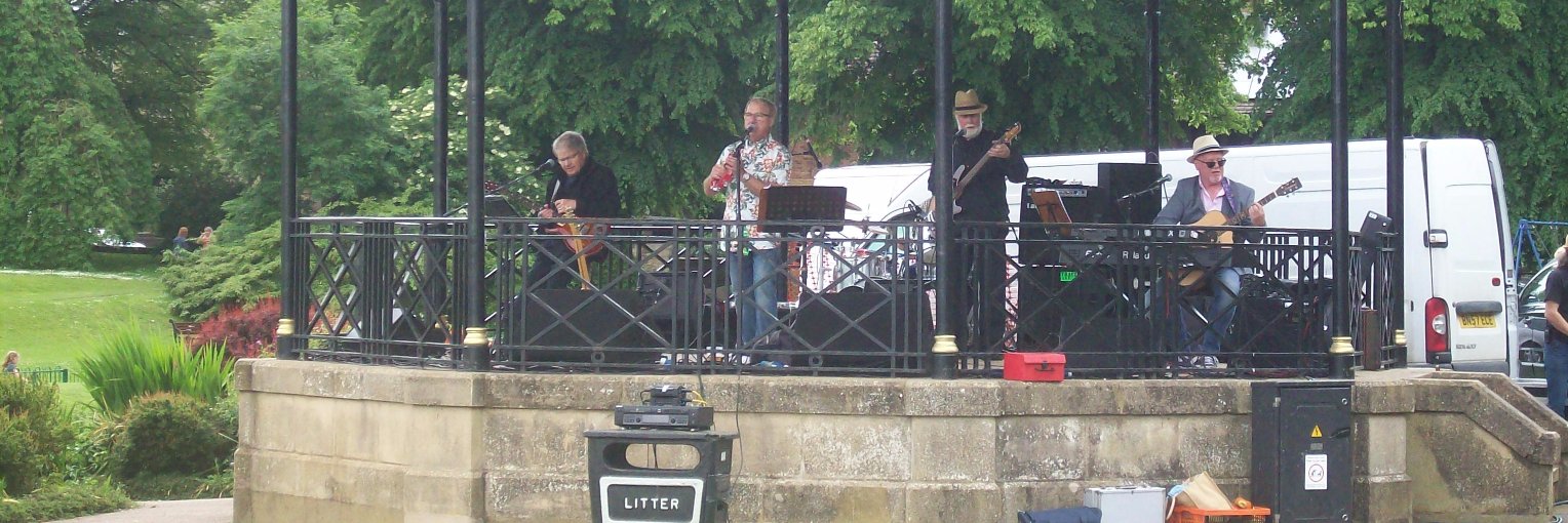 Oakham Town Council banner