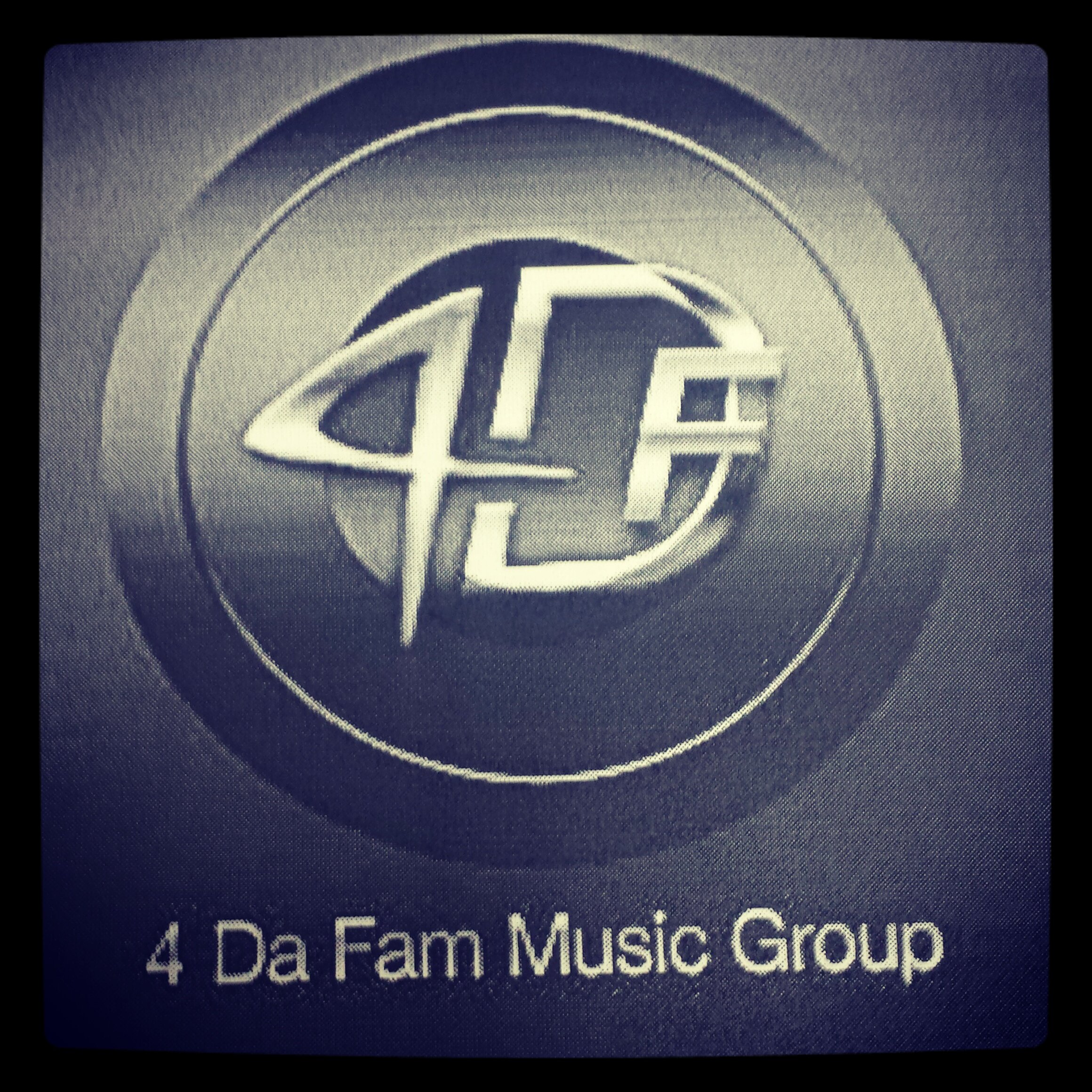 LO_4DaFam's profile banner image