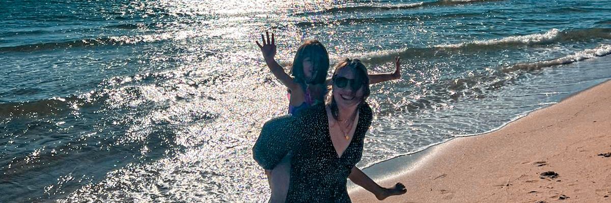 jesslunal's profile banner image