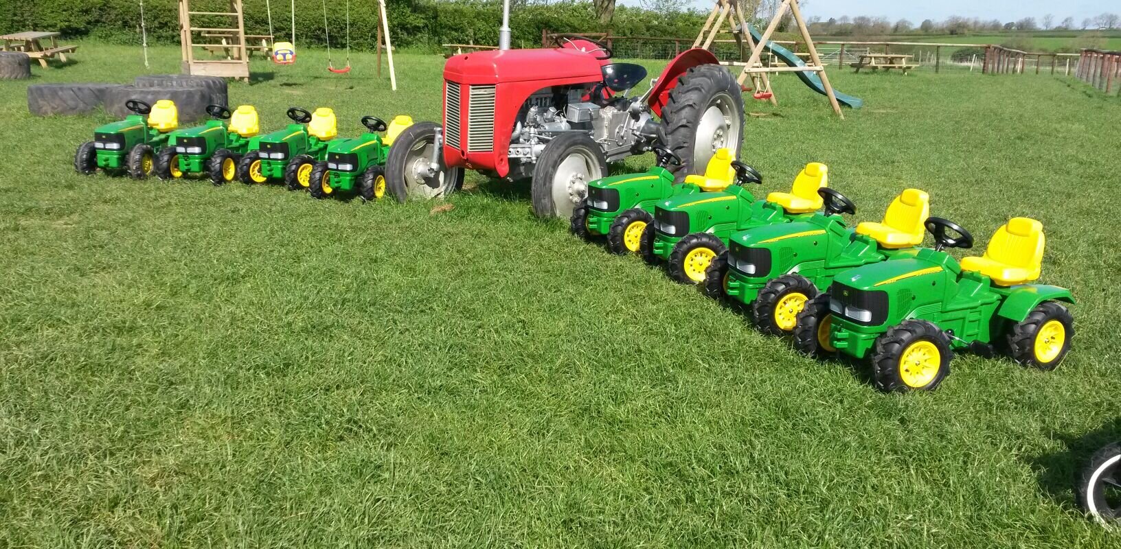 Mini Meadows Farm banner