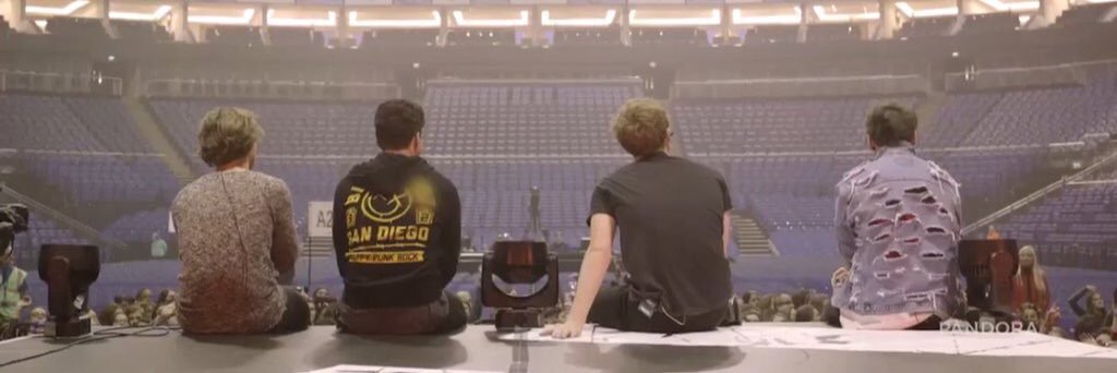 ForeverHeart18's profile banner image