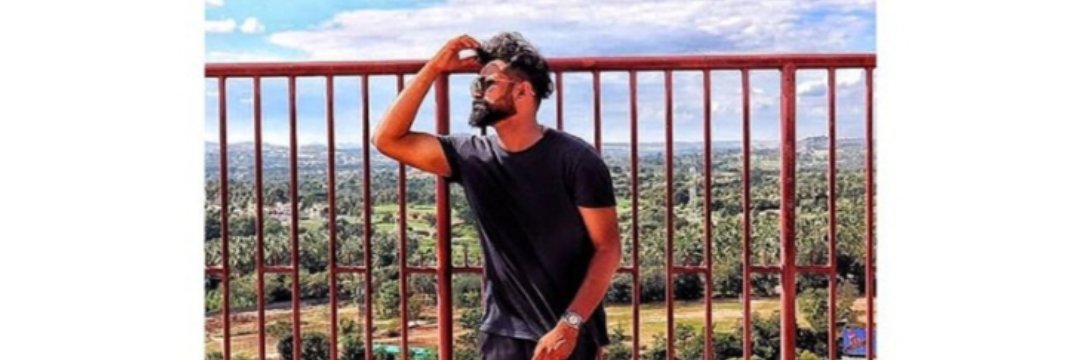 avinxavier's profile banner image
