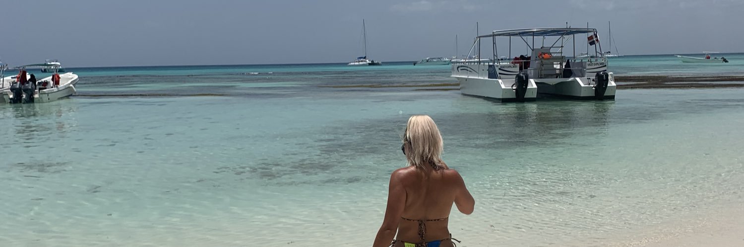 georginascott__'s profile banner image