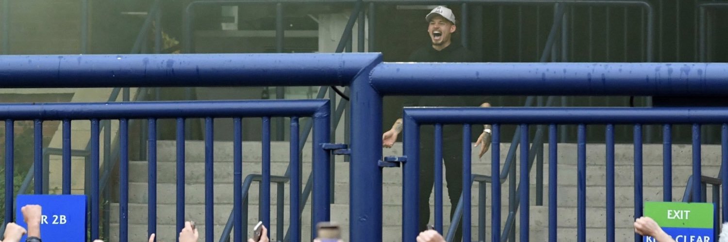 Tom_LUFC_MWD's profile banner image