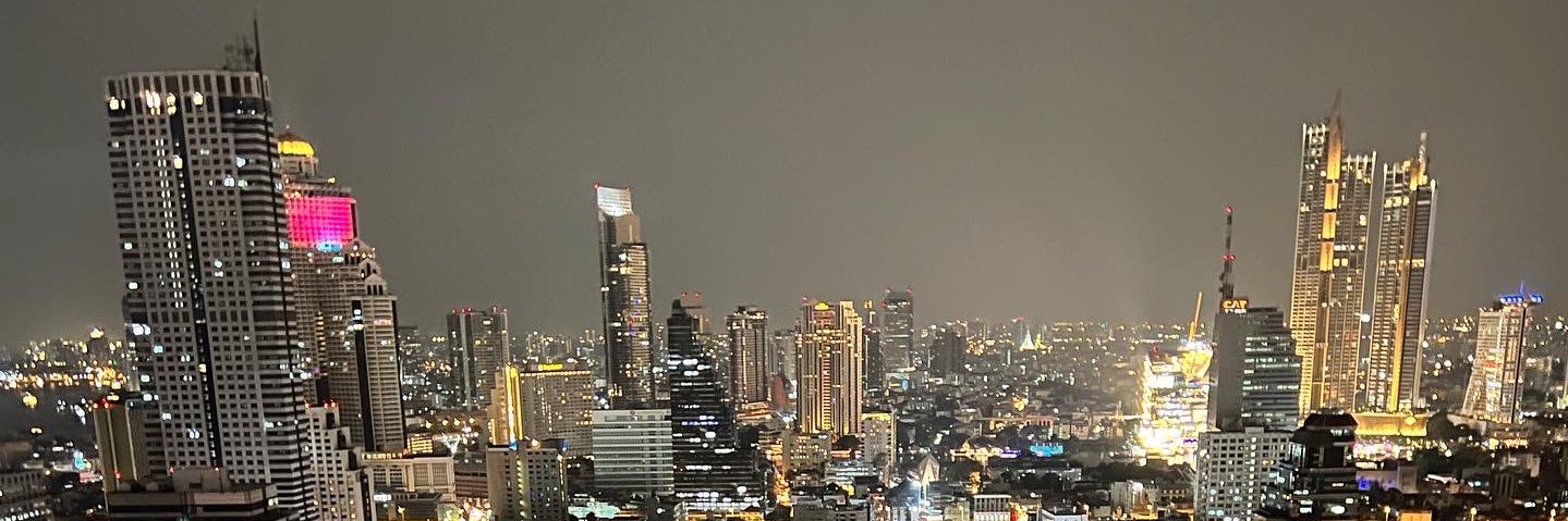 Becki    ✨ banner
