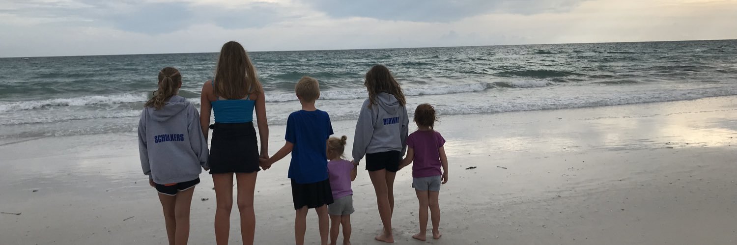 HollyB_85's profile banner image