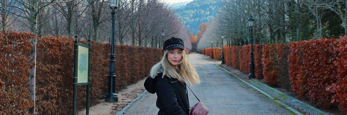 22MartaBui_Lo's profile banner image
