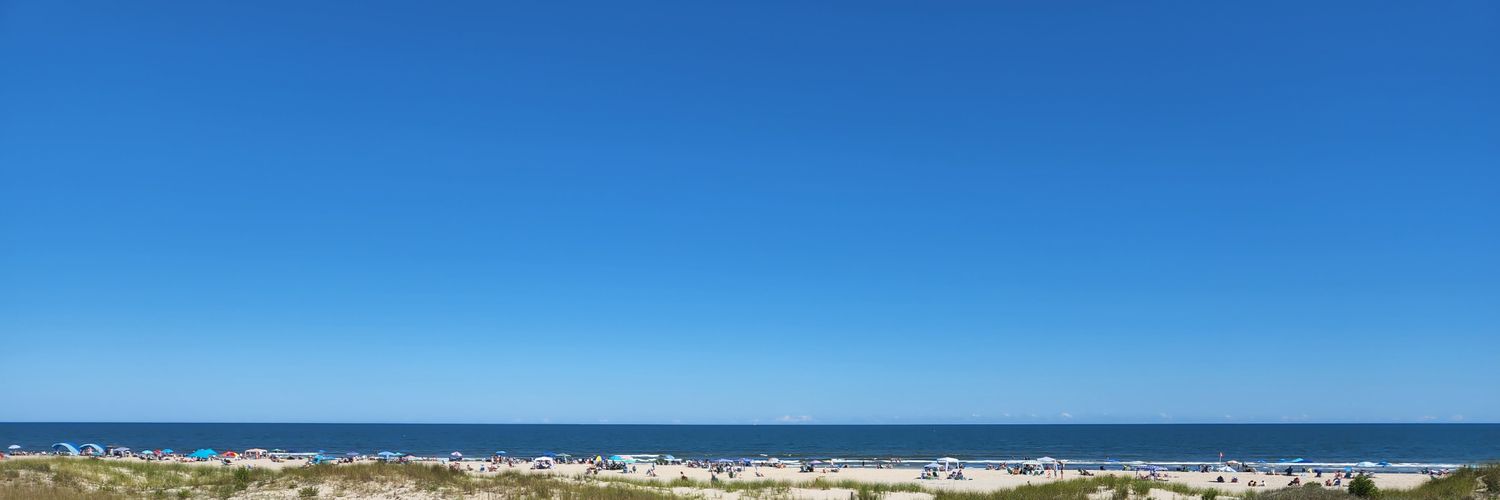 Lev ⚡️🥞 banner