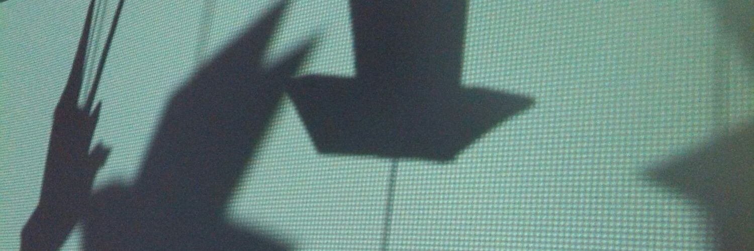 Leslie P. de León banner