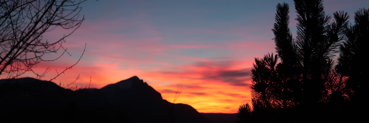 Larageuseee's profile banner image