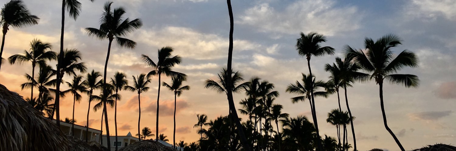 LorenaRF_4's profile banner image