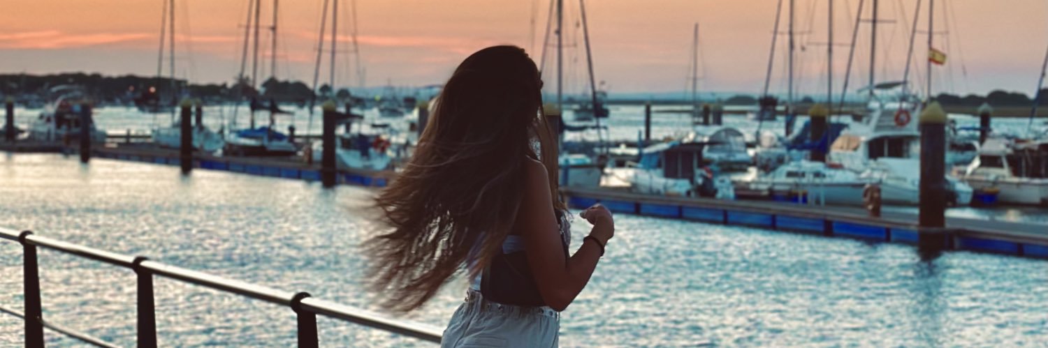 Maria_104712034's profile banner image