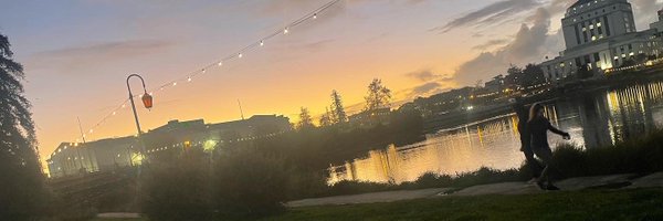 juliegikim Profile Banner