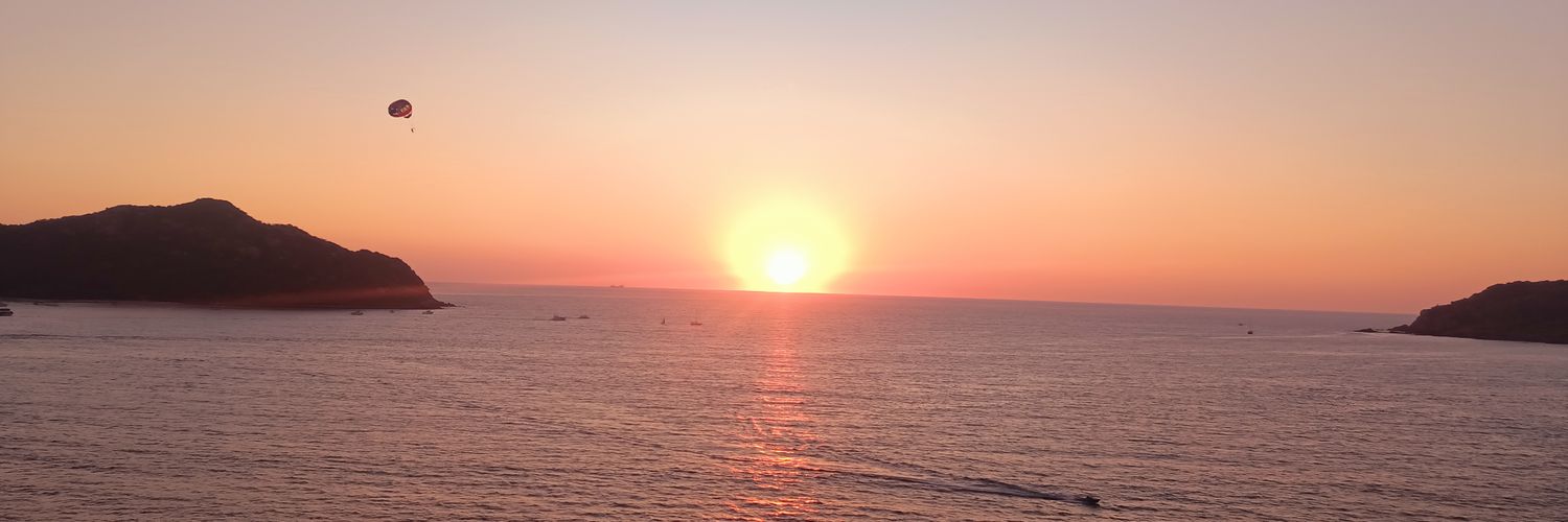 vanne_camarillo's profile banner image