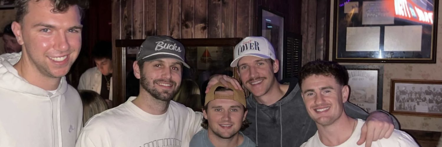 dfred22's profile banner image