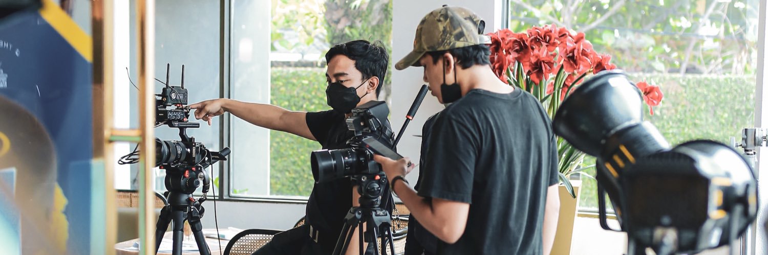 redandhika's profile banner image