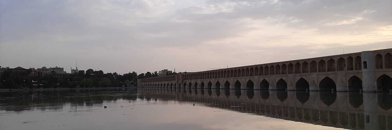 maktabeesfahan's profile banner image
