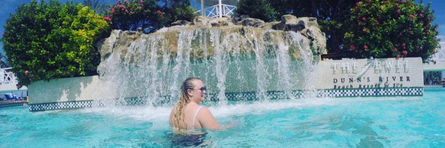 jennyyyjohnson's profile banner image