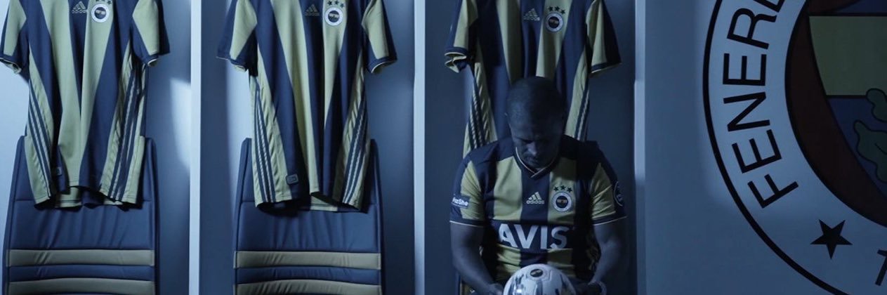 omereniss's profile banner image