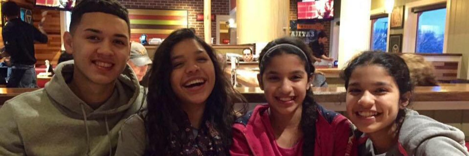 Julissa Gonzalez (@julissa_juju) Twitter