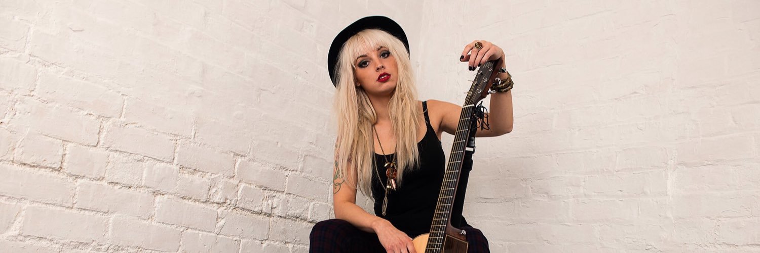 CarlyLoasby's profile banner image