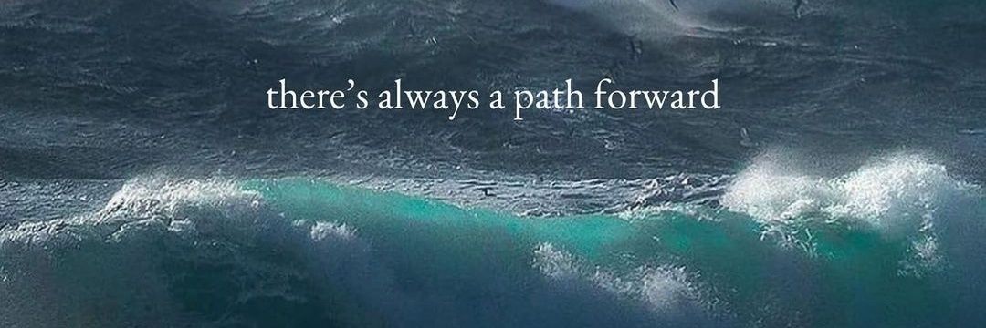 MrsPeregrine🐦 banner