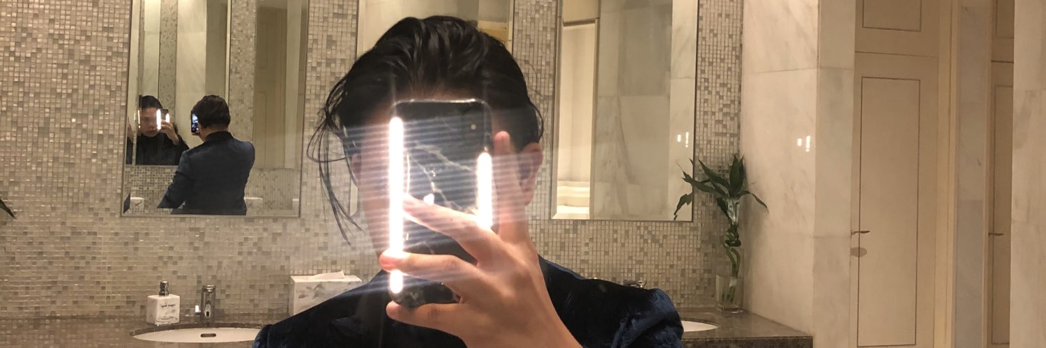 simonsayswhuut's profile banner image