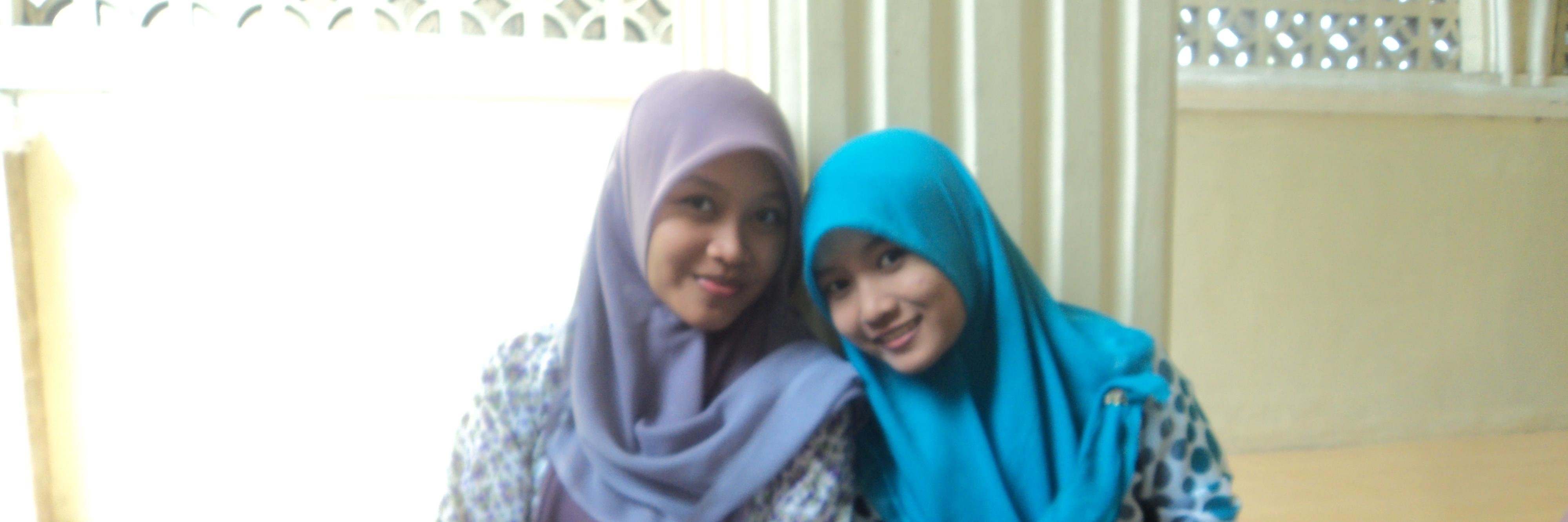 AlfiahAzizah's profile banner image