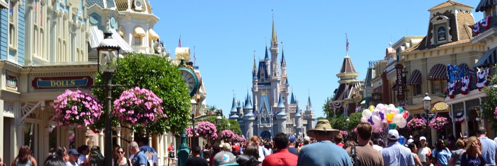 disneyinsiders's profile banner image