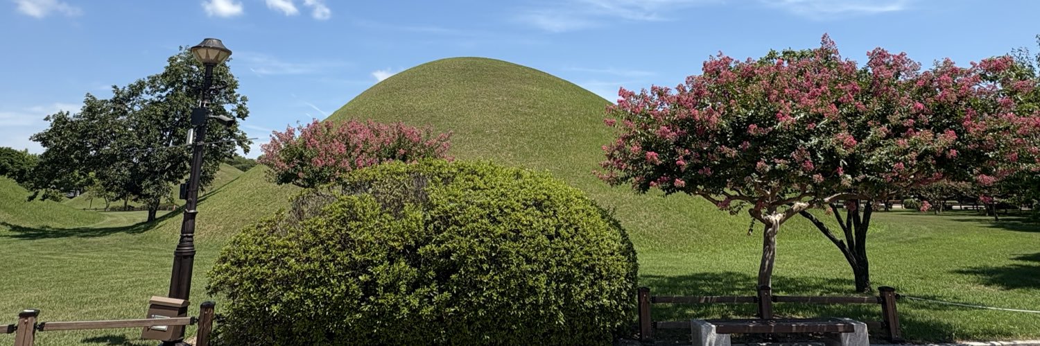 MontseMoralesM's profile banner image
