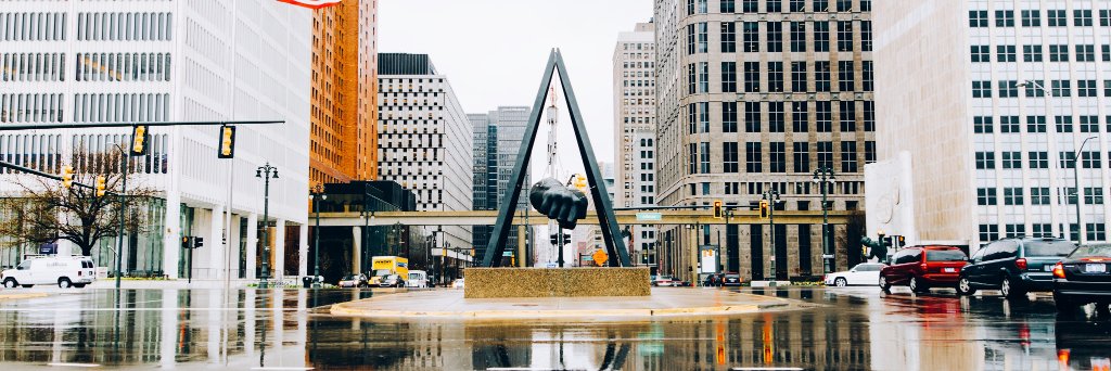 Stephanie Tong banner