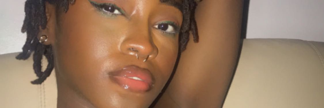selesisi's profile banner image