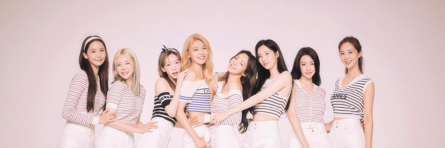 viesarakwon's profile banner image