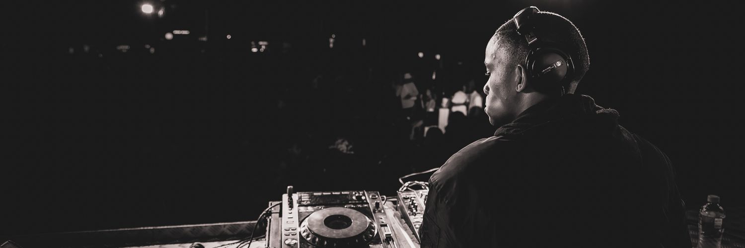 Yamkela DJ banner